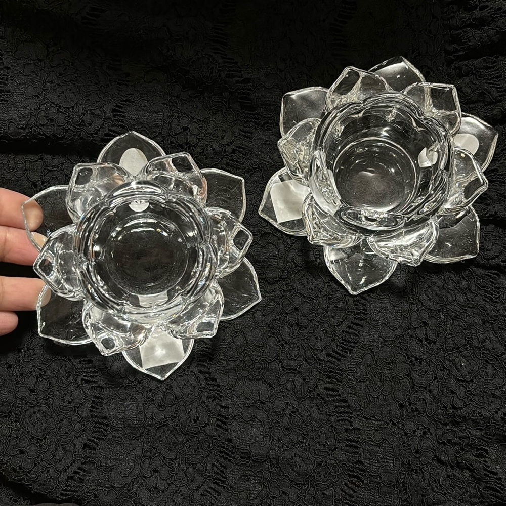 Glass candle holder